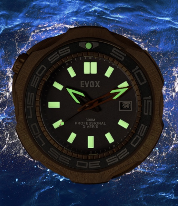 Evox diver watch lume